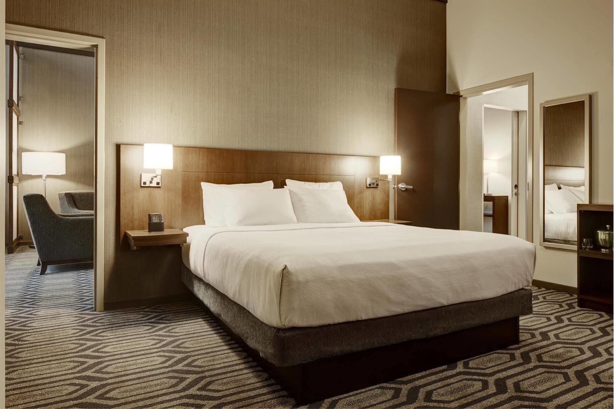 Hyatt Place St. Paul セントポール エクステリア 写真